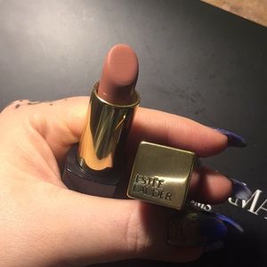 Estée Lauder Lipstick